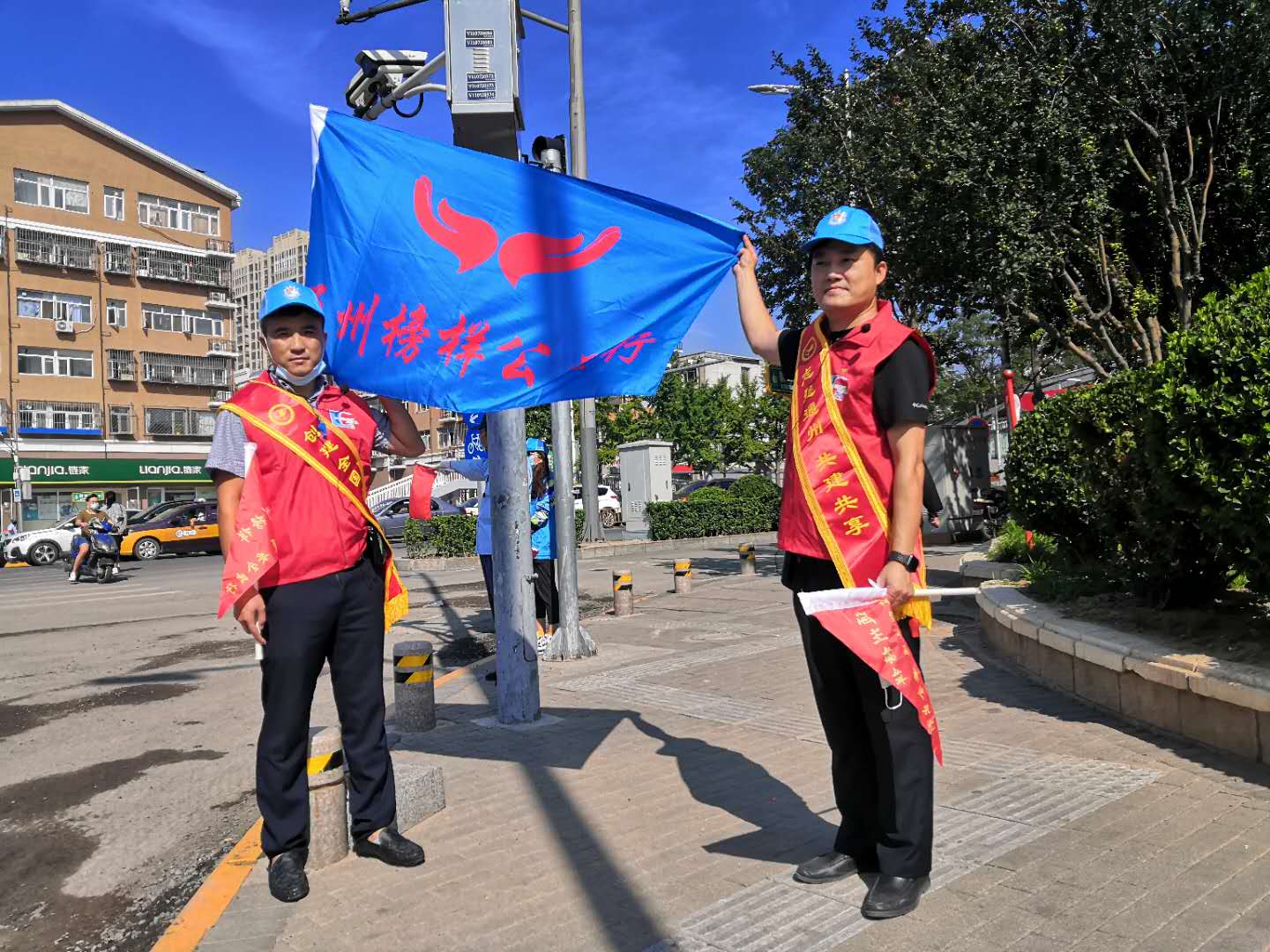 <strong>免费看大片,操美女骚逼扣逼视频</strong>